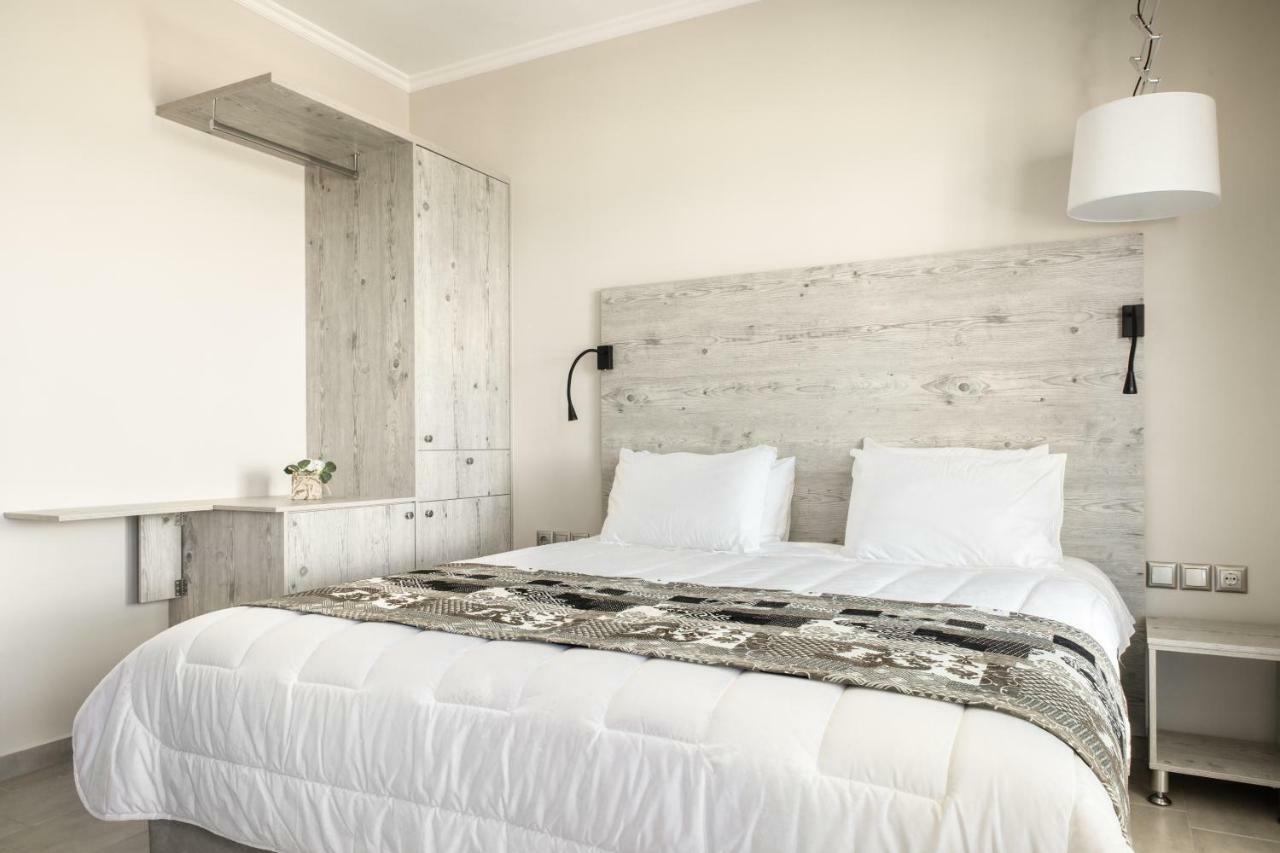 Royalty Suites Loft Nikíti Eksteriør bilde